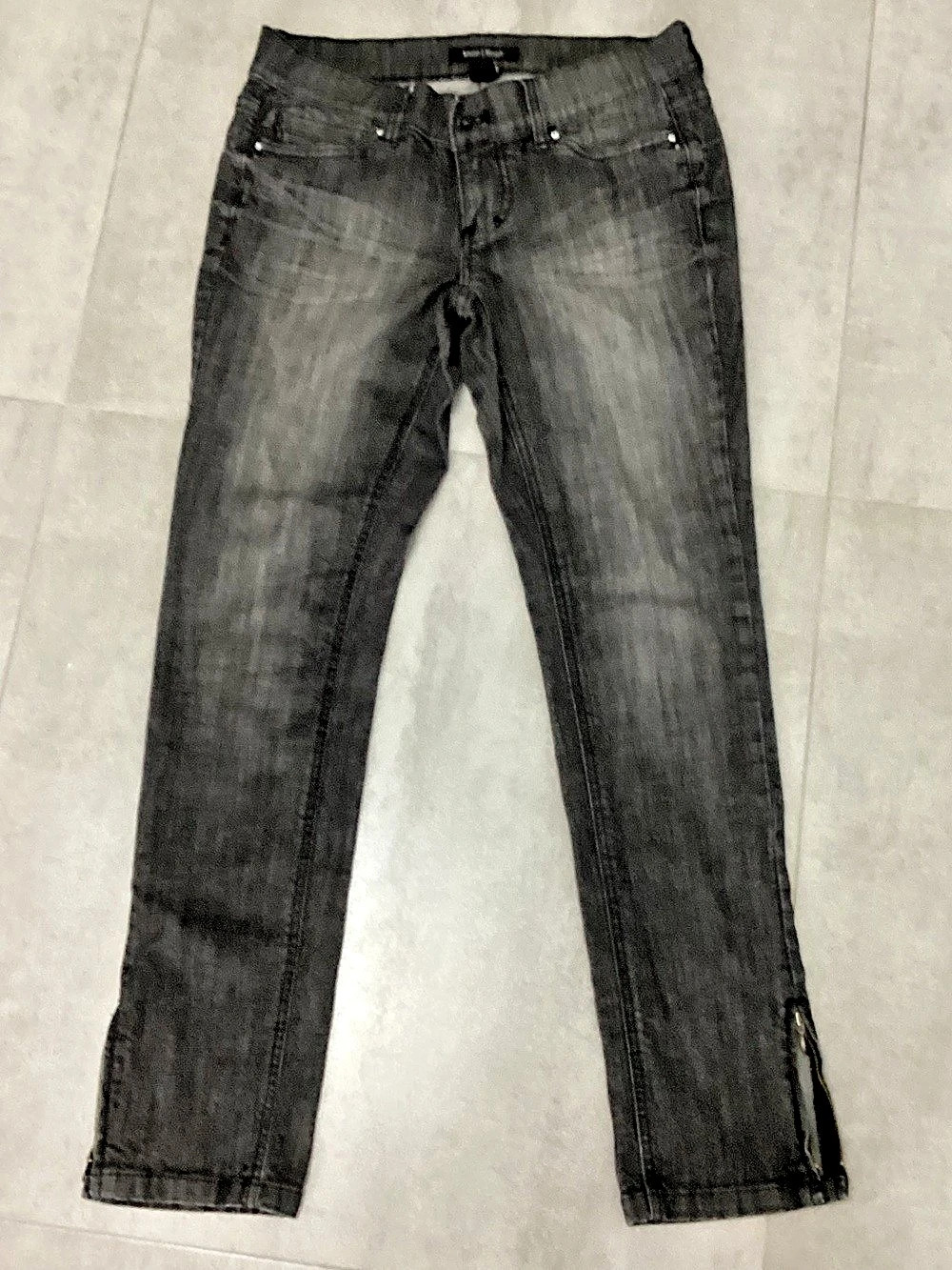 White House Black Market -  Jeans Black. SZ 2 Noir